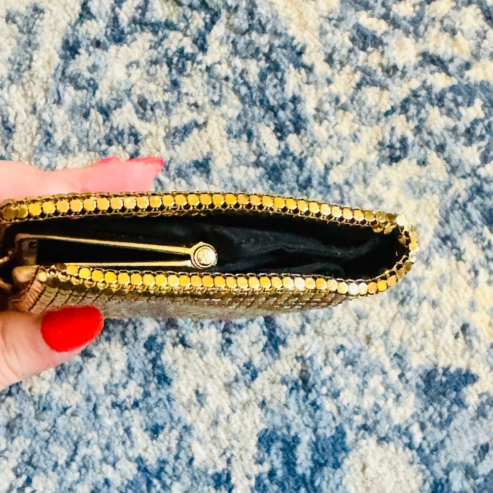 Gold Mesh Vintage Coin Purse 4" by 3.5" - Picture 5 of 5